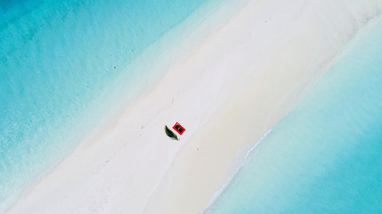 Rasdhoo Wave Blue Bed & Breakfast ภายนอก รูปภาพ