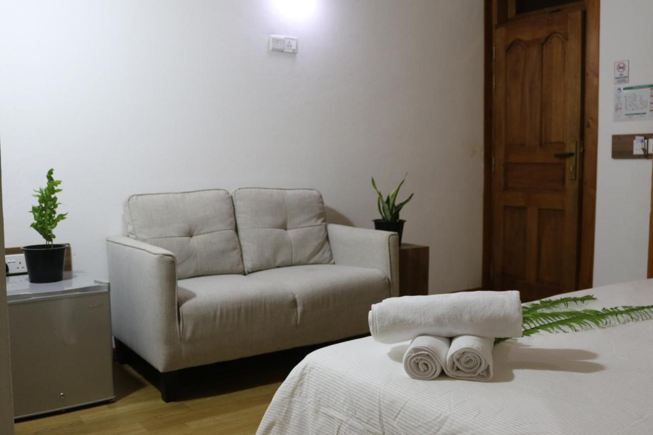 Rasdhoo Wave Blue Bed & Breakfast ภายนอก รูปภาพ